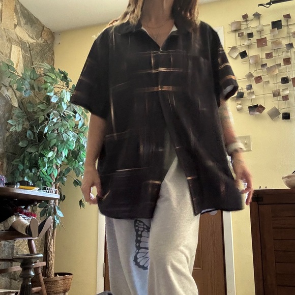 Men’s XL button down - Picture 2 of 3